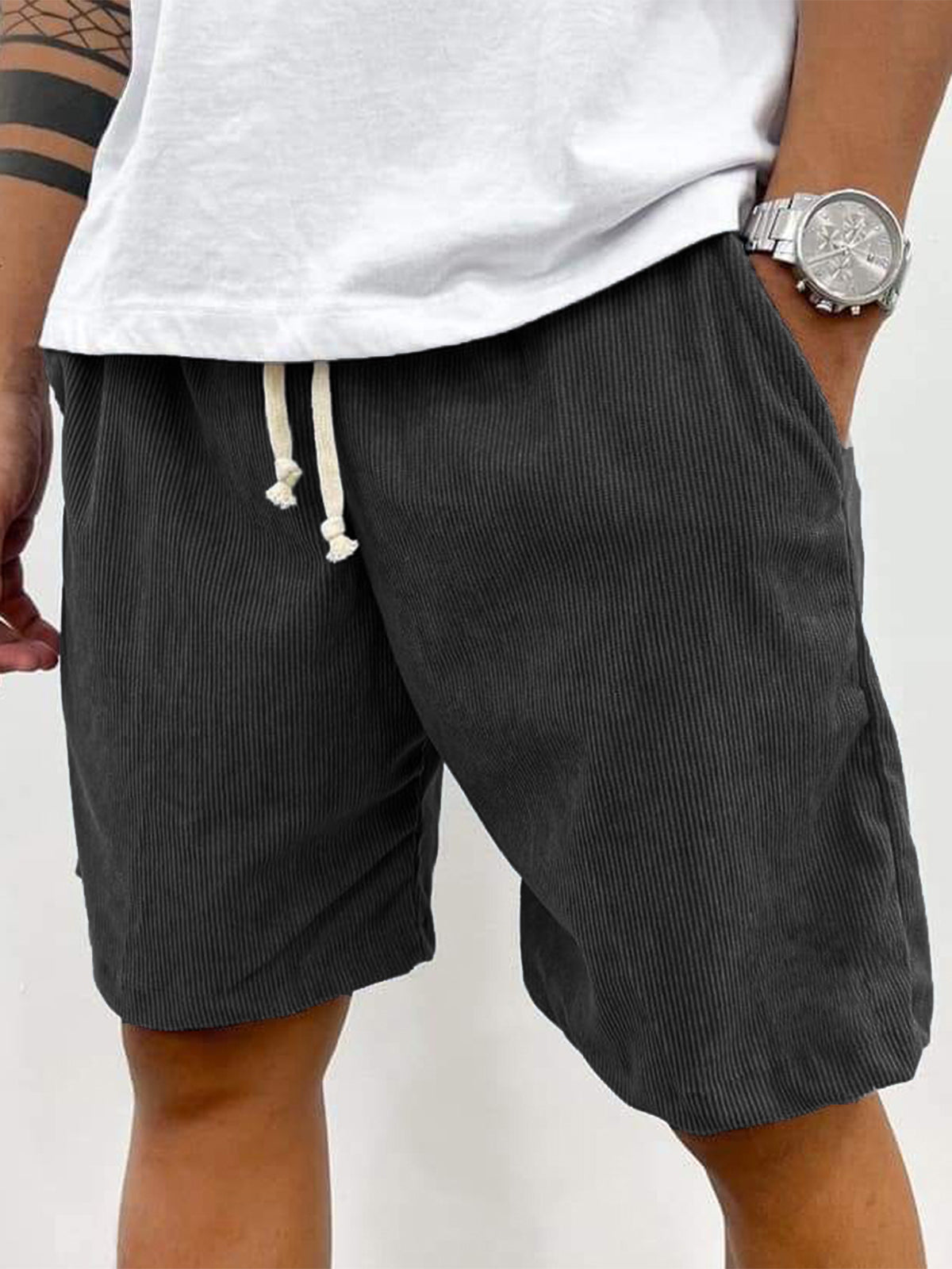 Short extensible en velours côtelé