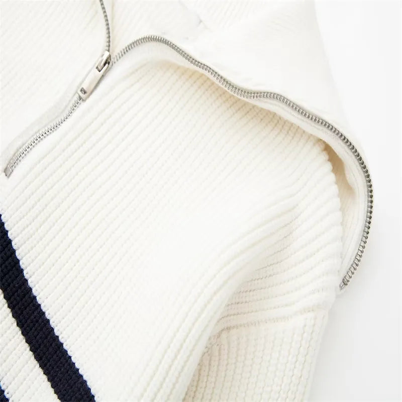 Pull rayé zippé