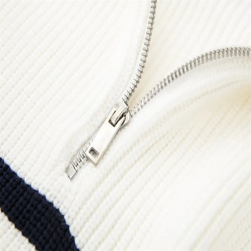 Pull rayé zippé