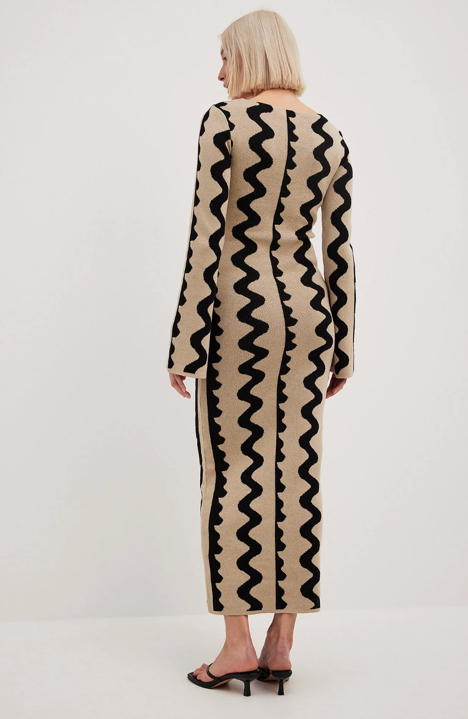 Robe Eliza