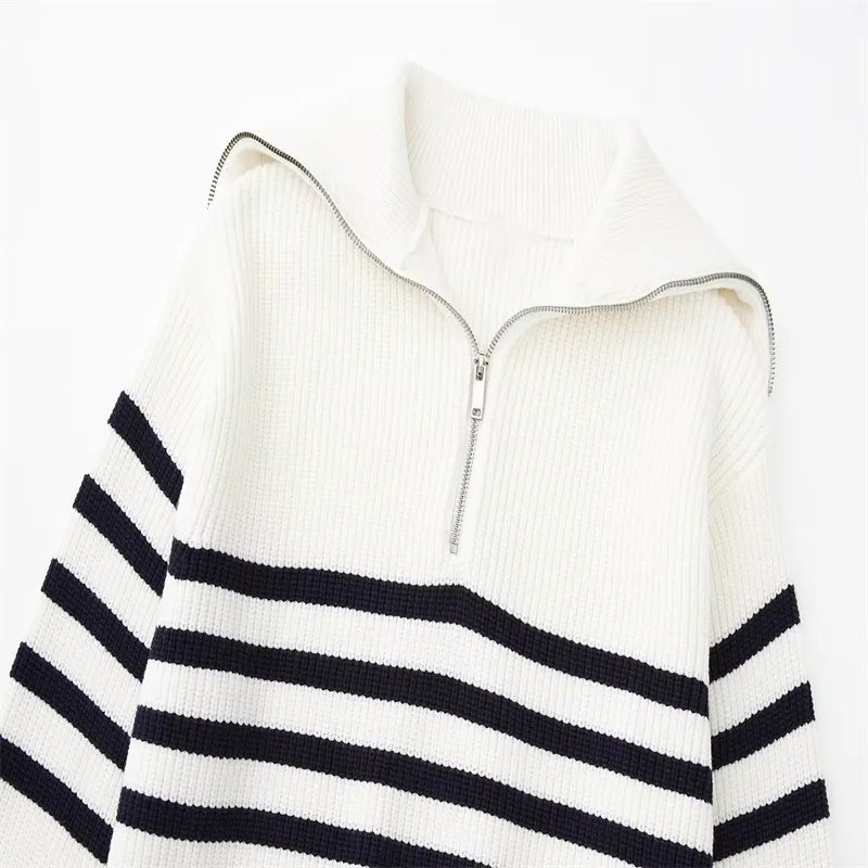 Pull rayé zippé