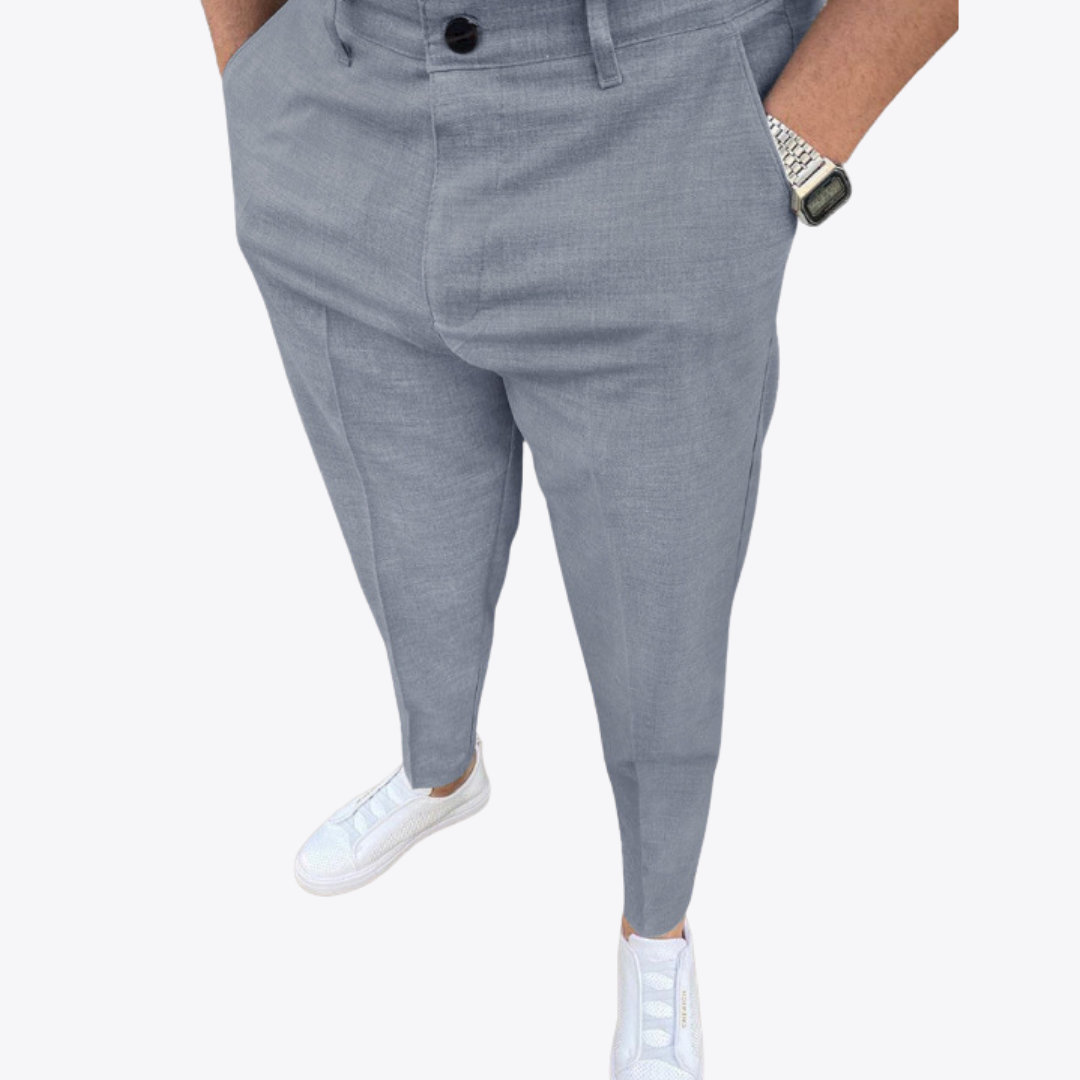 - Pantalon décontracté coupe slim
